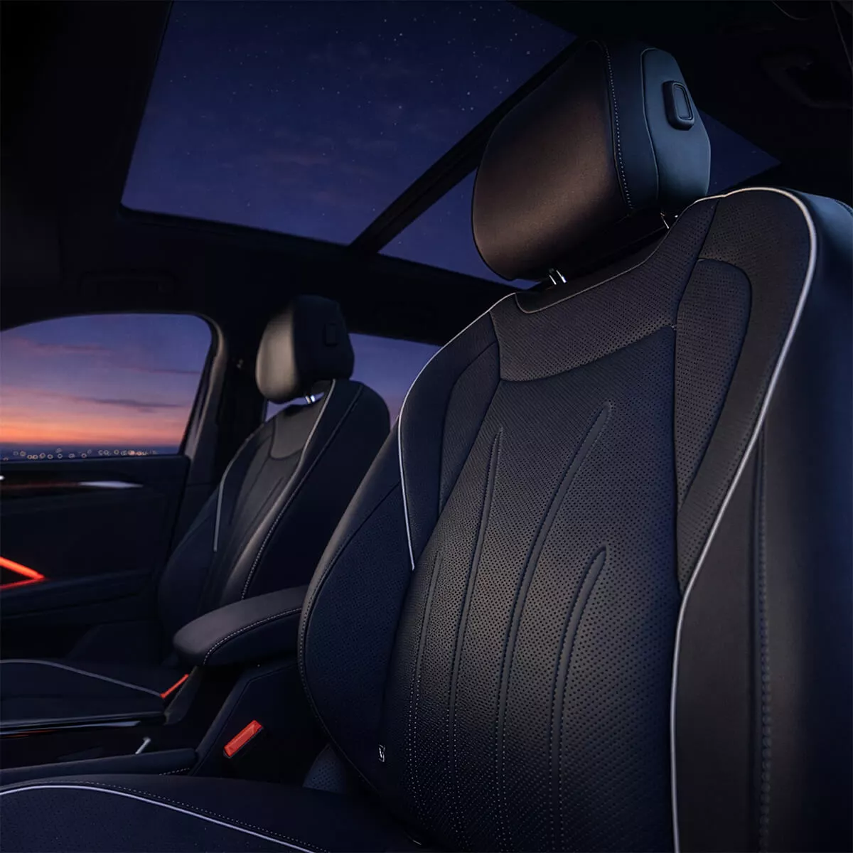 Varenna Leatherette Seats